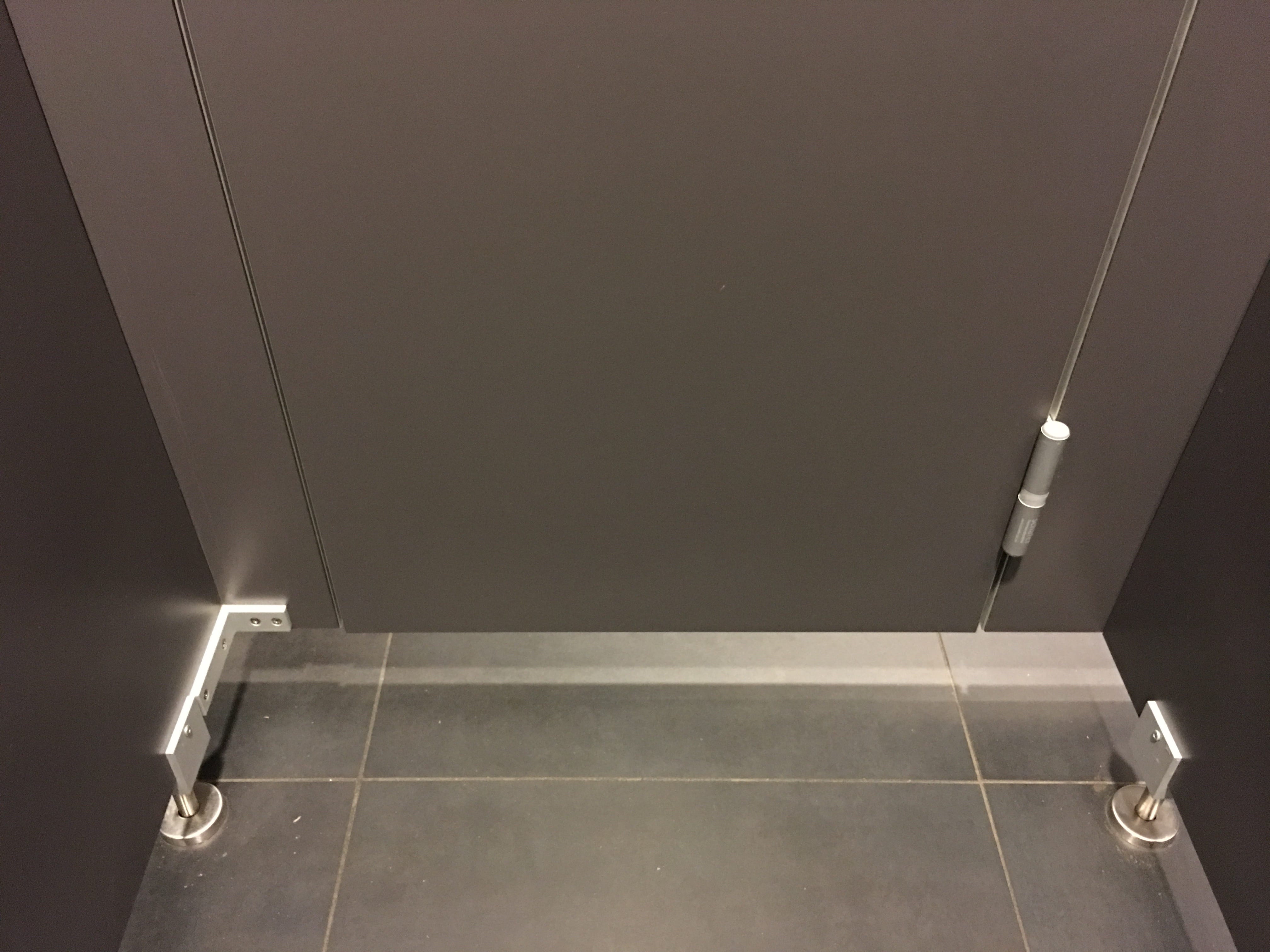 Toilettentüren Nr. 46: Restaurant „Der Drachenfels“, Königswinter / Deutschland (2016)