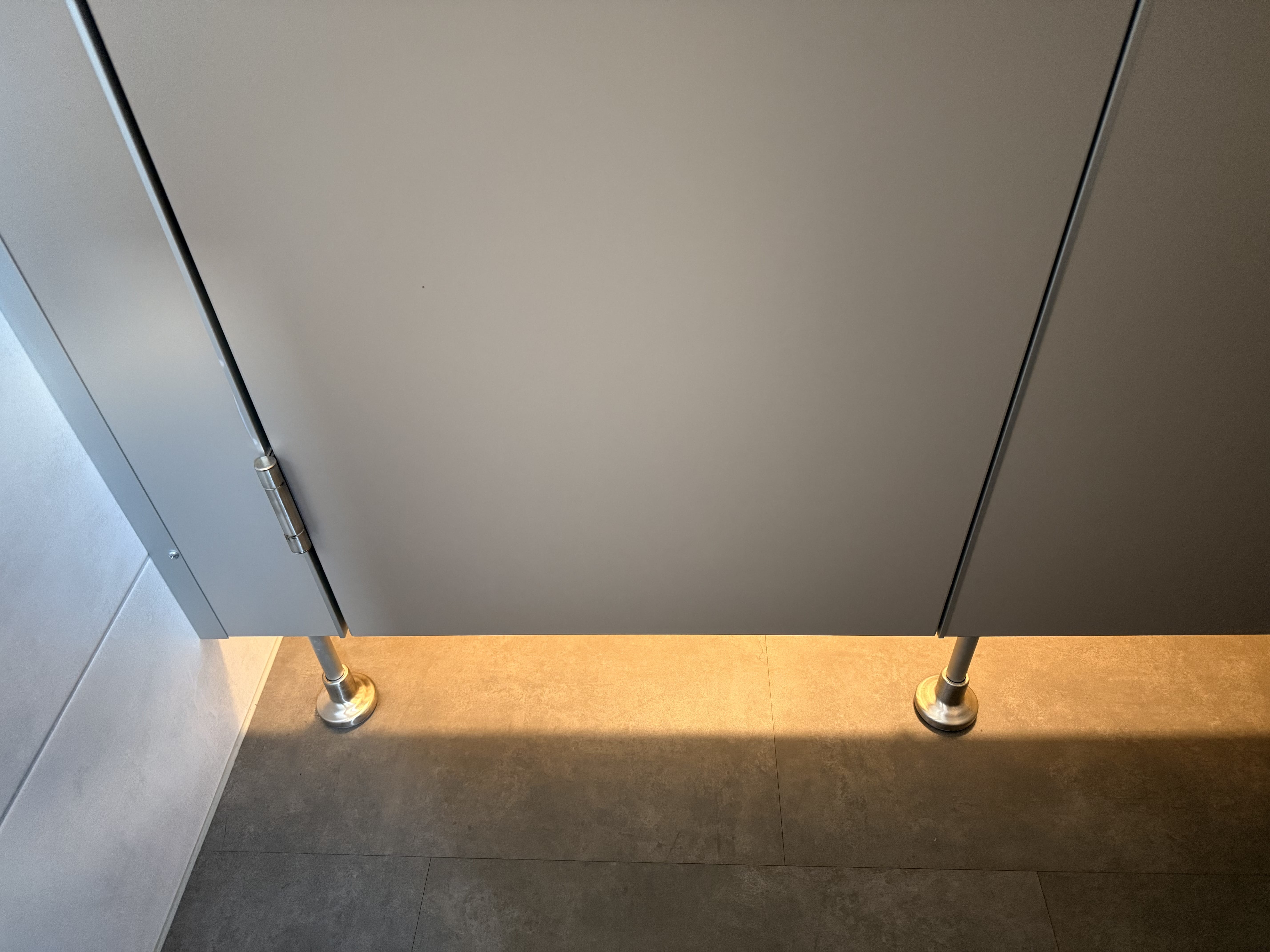 Toilettentüren Nr. 242: Café „Cochemer Kaffeerösterei“, Cochem / Deutschland (2025)