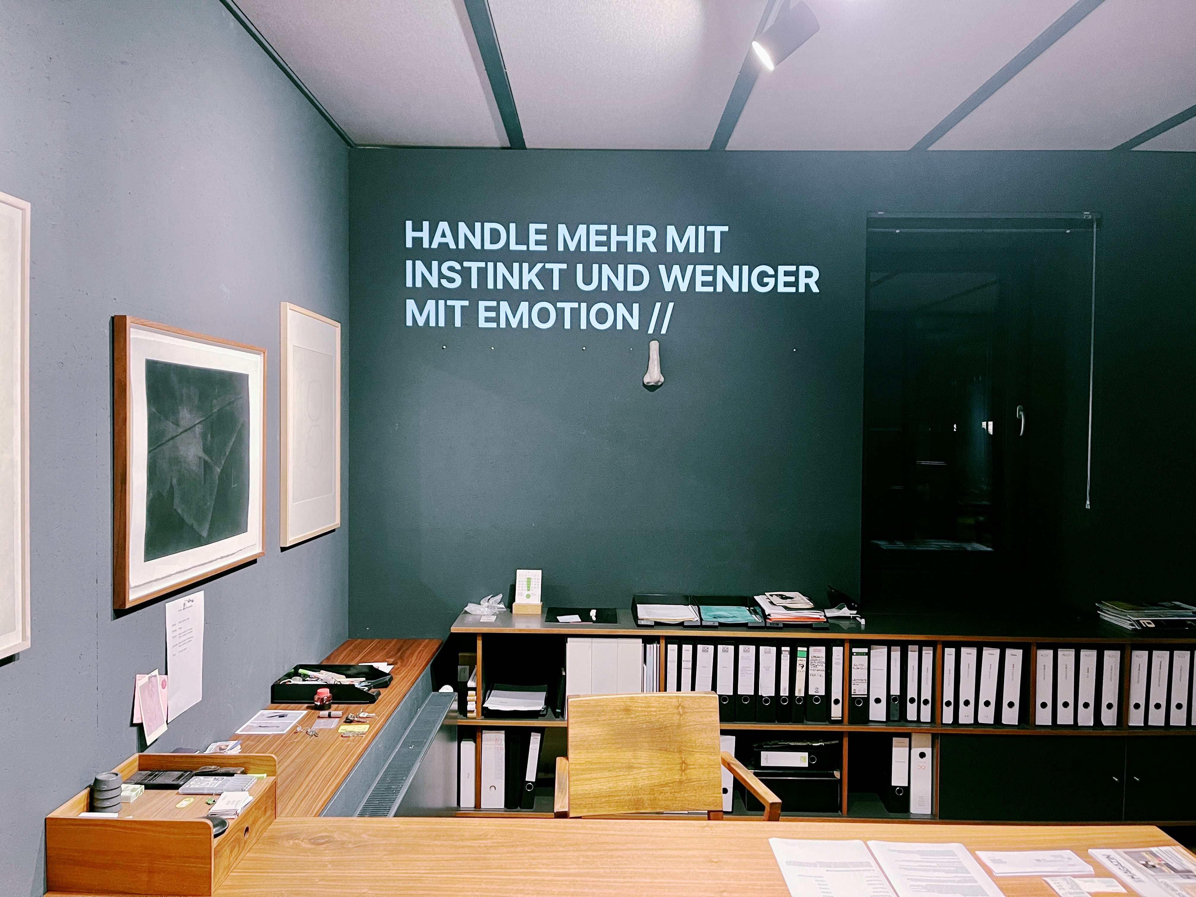 ÜBERSCHRIFTEN zu Gast bei OLIVER CONRAD: HANDLE MEHR MIT INSTINKT UND WENIGER MIT EMOTION //